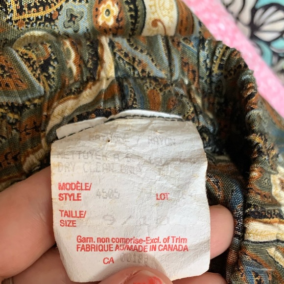 Vintage paisley suit/skirt set - Picture 14 of 14